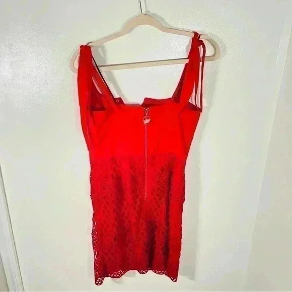 NWT Stylestalker Jackson Mini Dress Fire Red - Picture 3 of 10